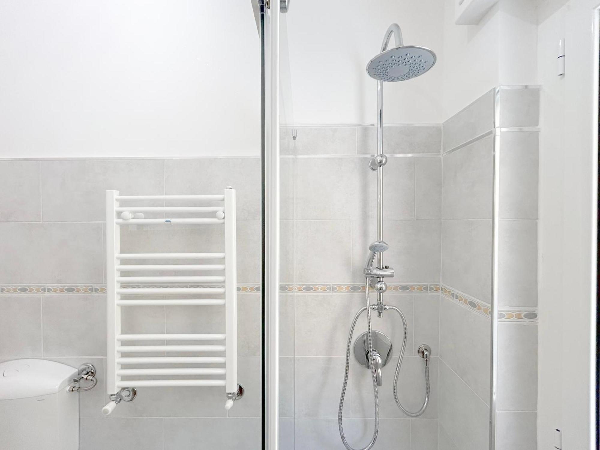 Apartament Elegant House - Centro - 400Mt Dal Mare Ventimiglia Zewnętrze zdjęcie