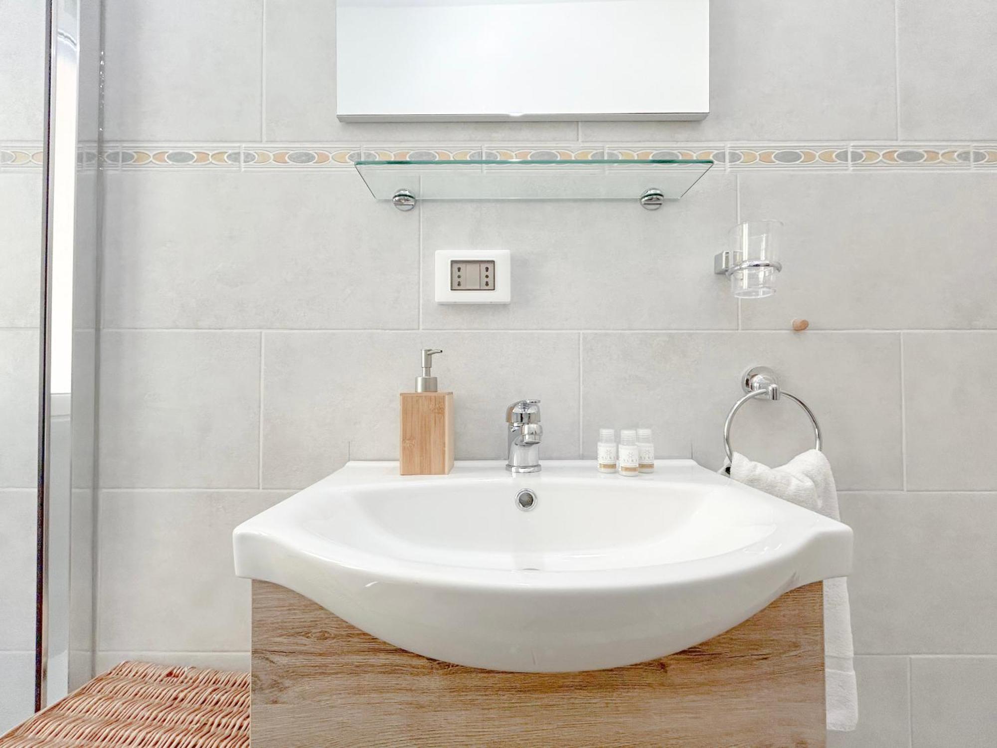 Apartament Elegant House - Centro - 400Mt Dal Mare Ventimiglia Zewnętrze zdjęcie